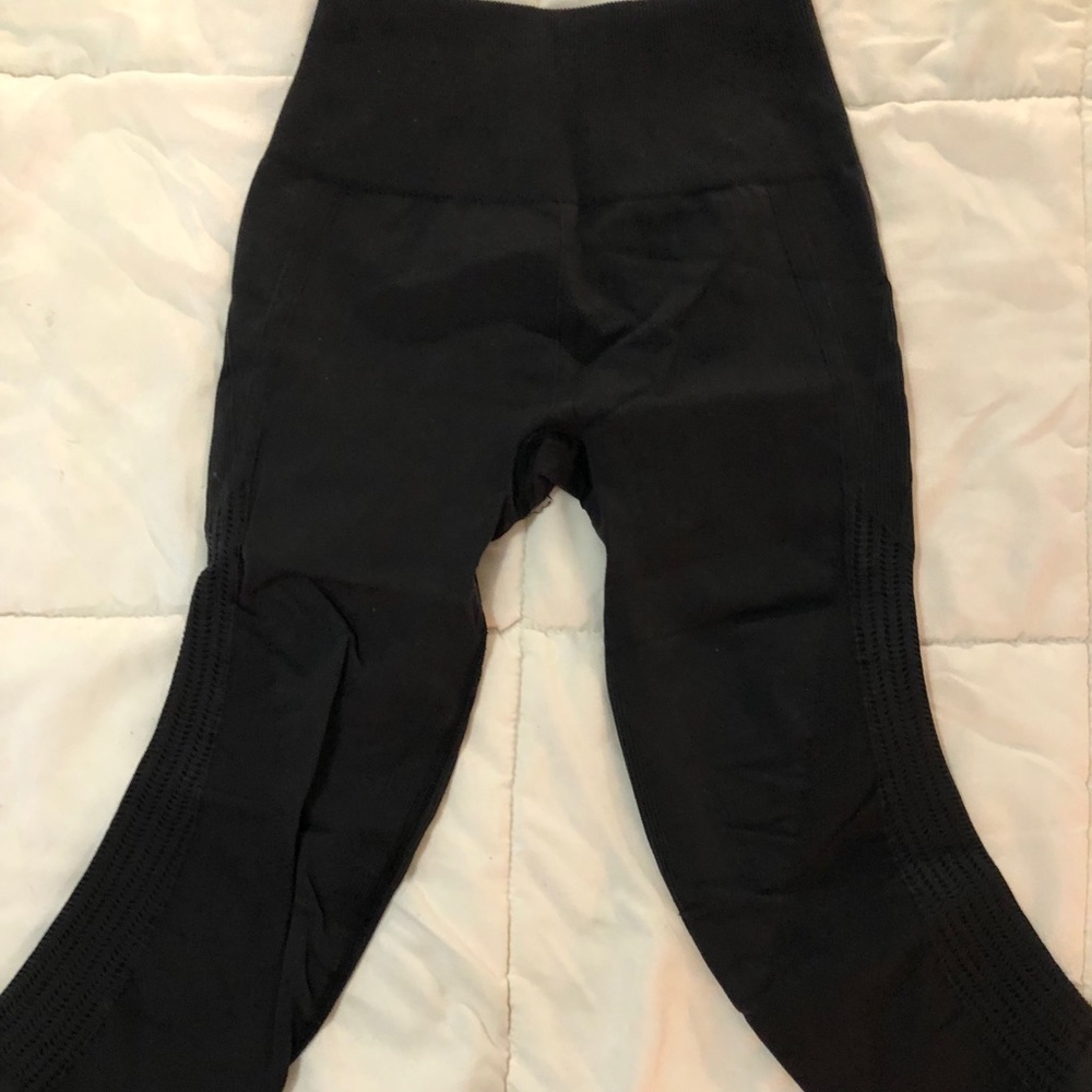 Dark gray lululemon leggings